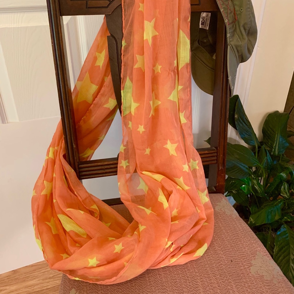 🏆BOGO orange star Scarf🧣large tubular fabric  fun light weight but a lot